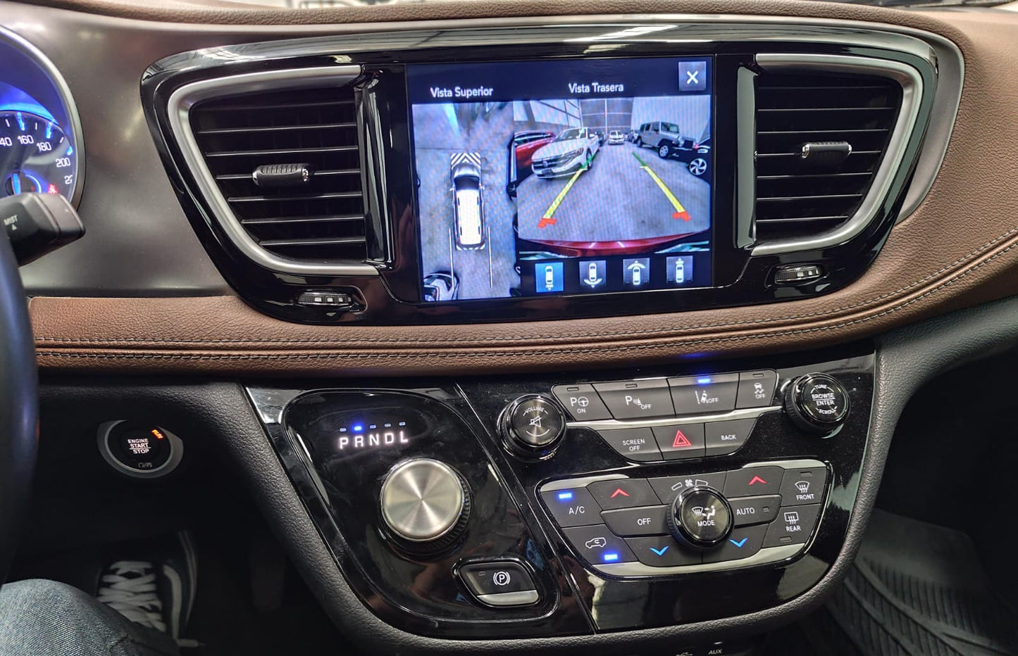 Chrysler Pacífica Limited 2017