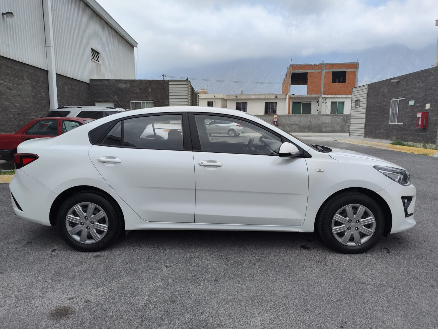 Kia Rio L 2023