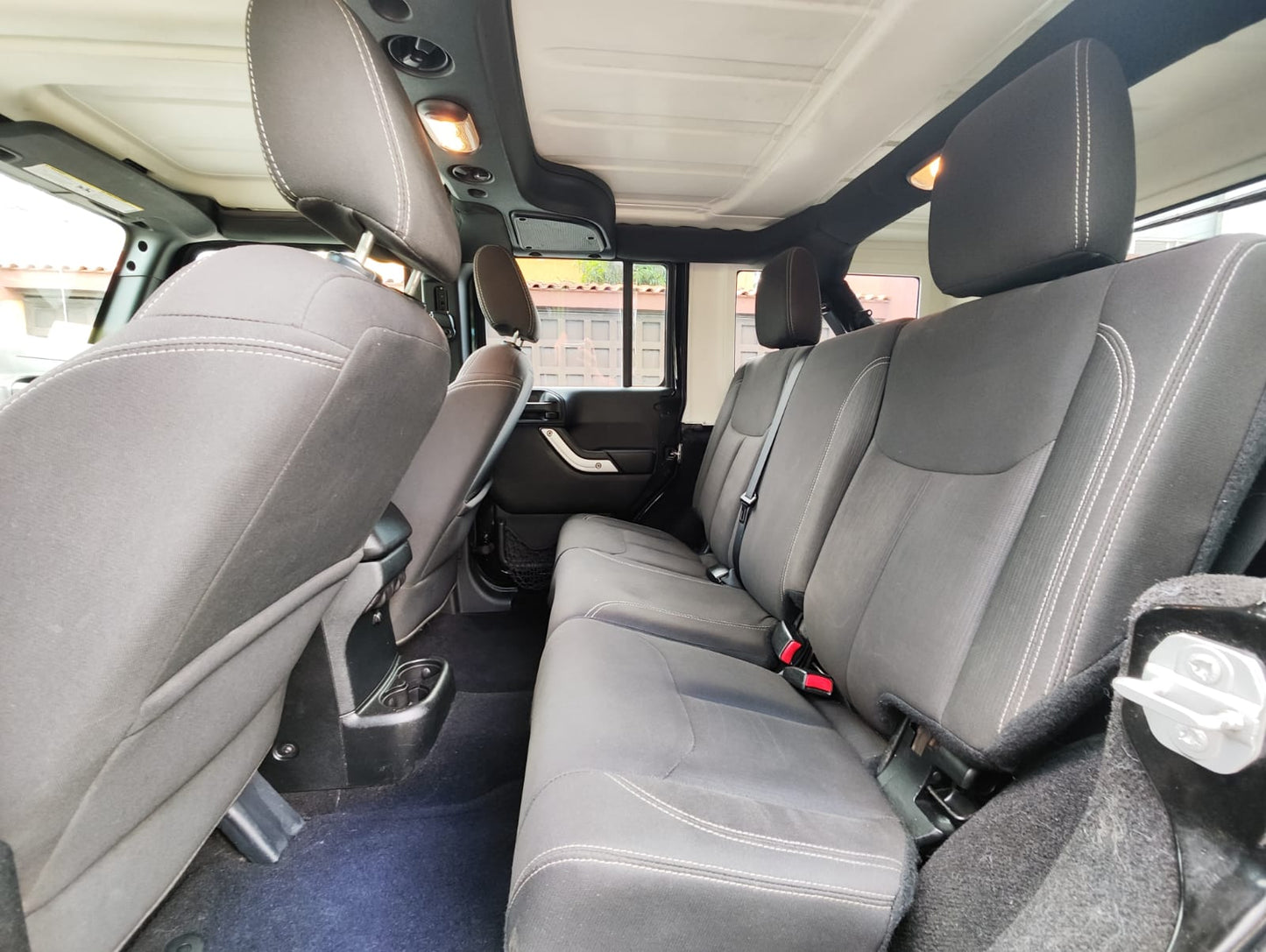 Jeep Wrangler Sahara Unlimited 2017