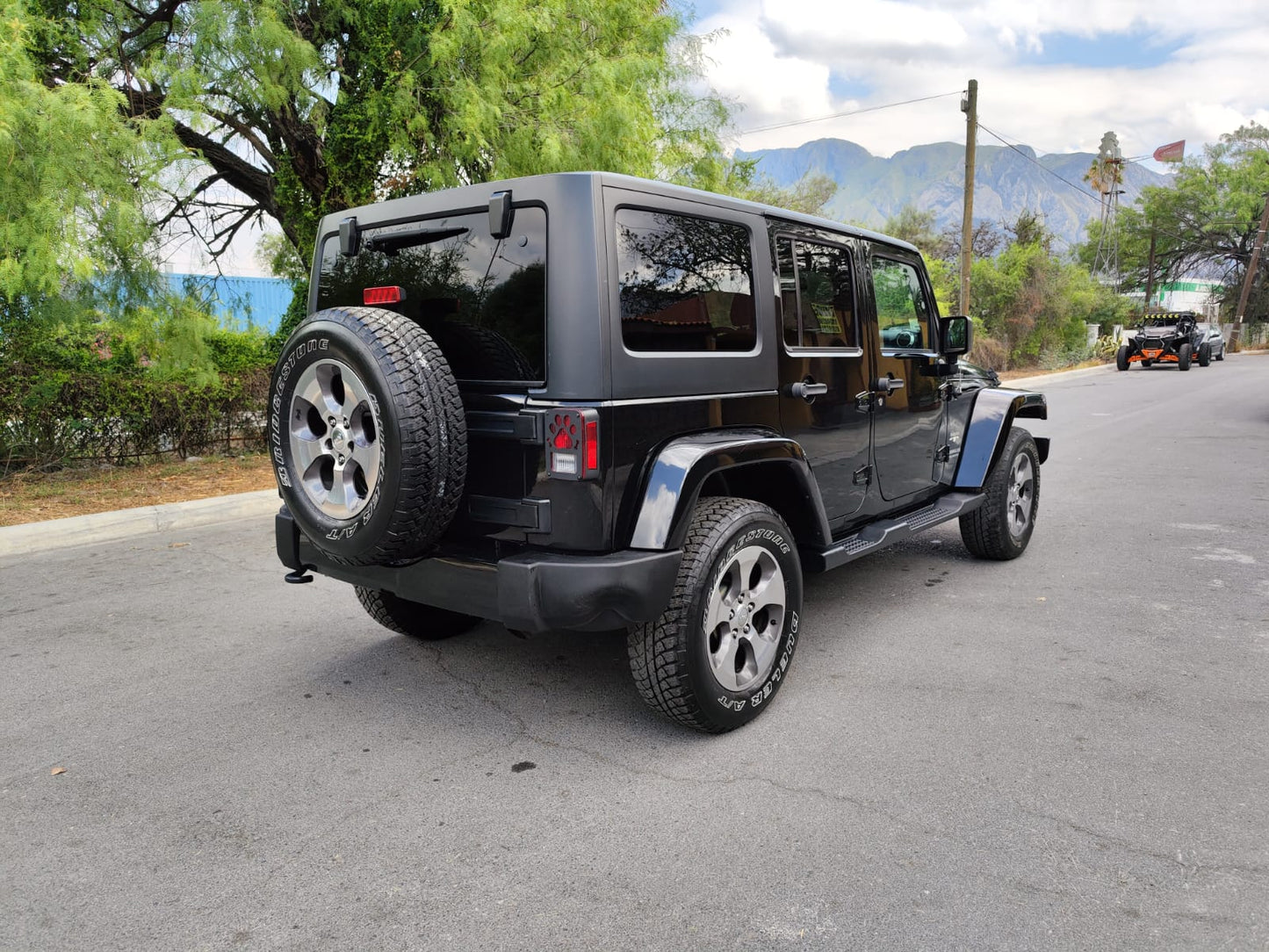 Jeep Wrangler Sahara Unlimited 2017