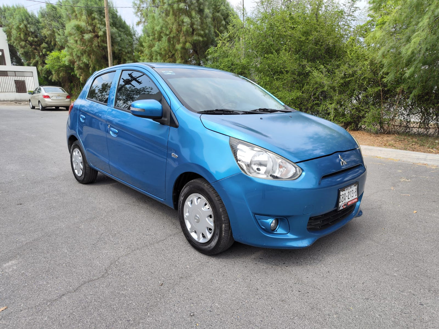 Mitsubishi Mirage GLS 2016