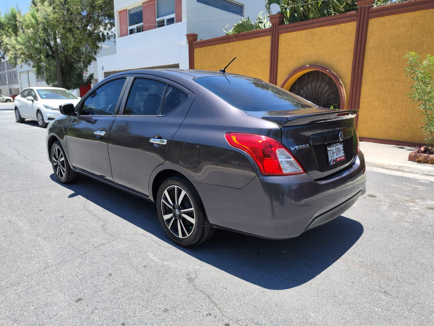 Nissan Versa Exclusive 2019