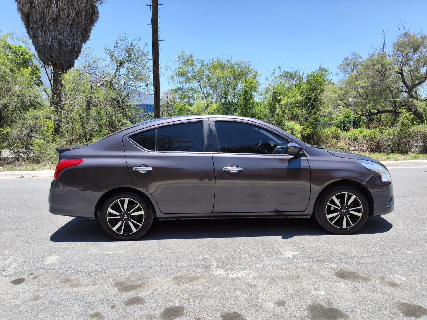 Nissan Versa Exclusive 2019
