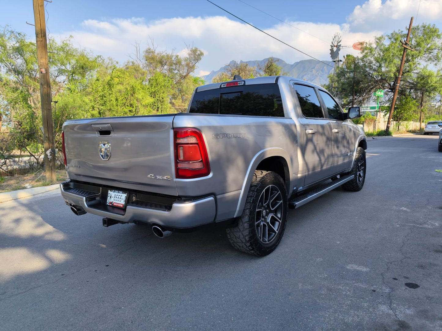 Dodge Ram 1500 Laramie 2021