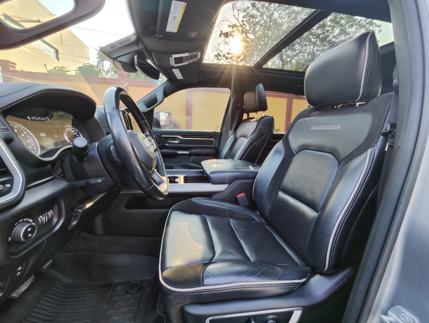 Dodge Ram 1500 Laramie 2021