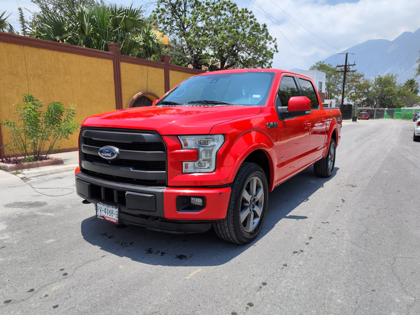 Ford Lobo Lariat 2015