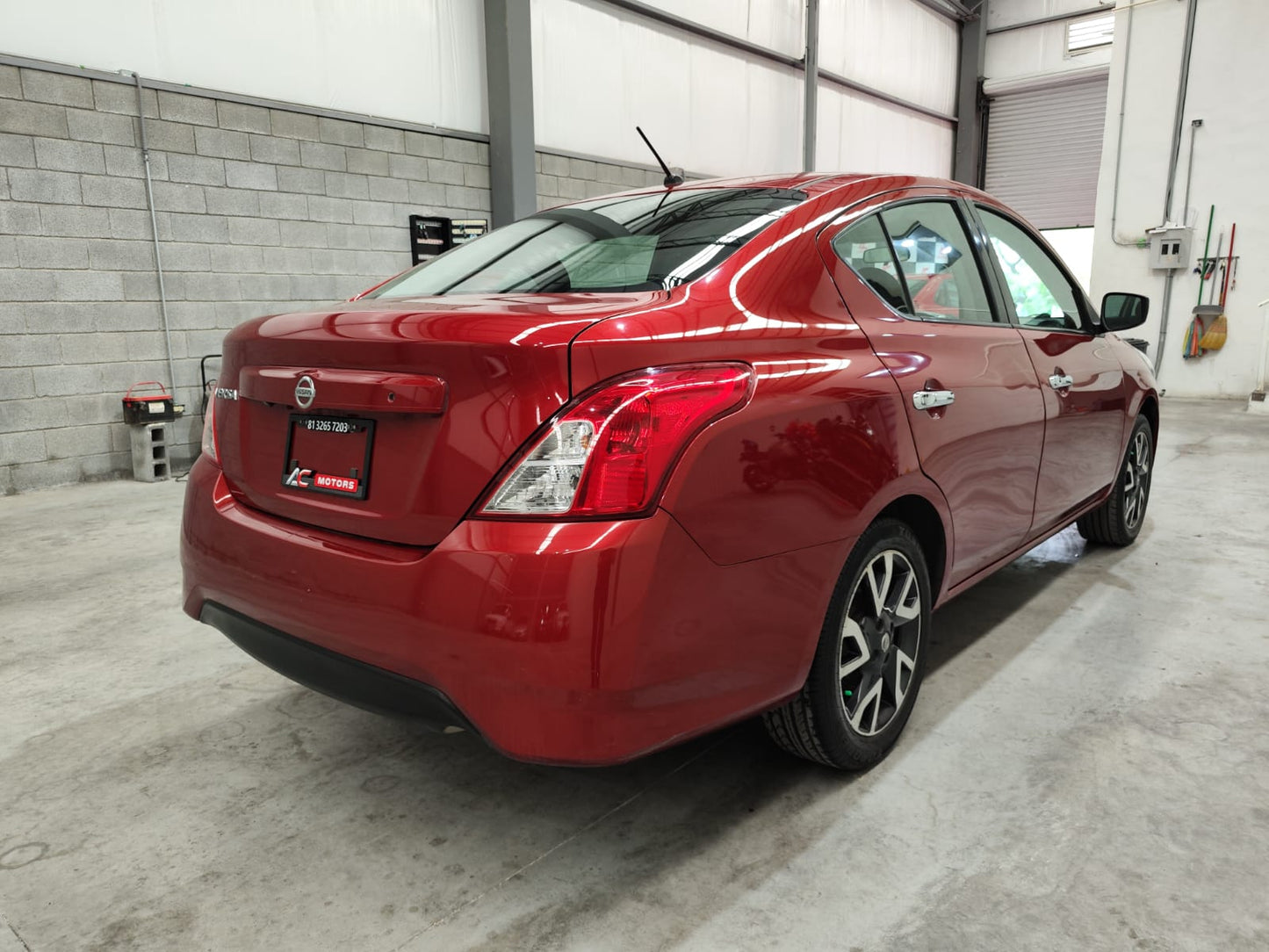 Nissan Versa Advance 2019