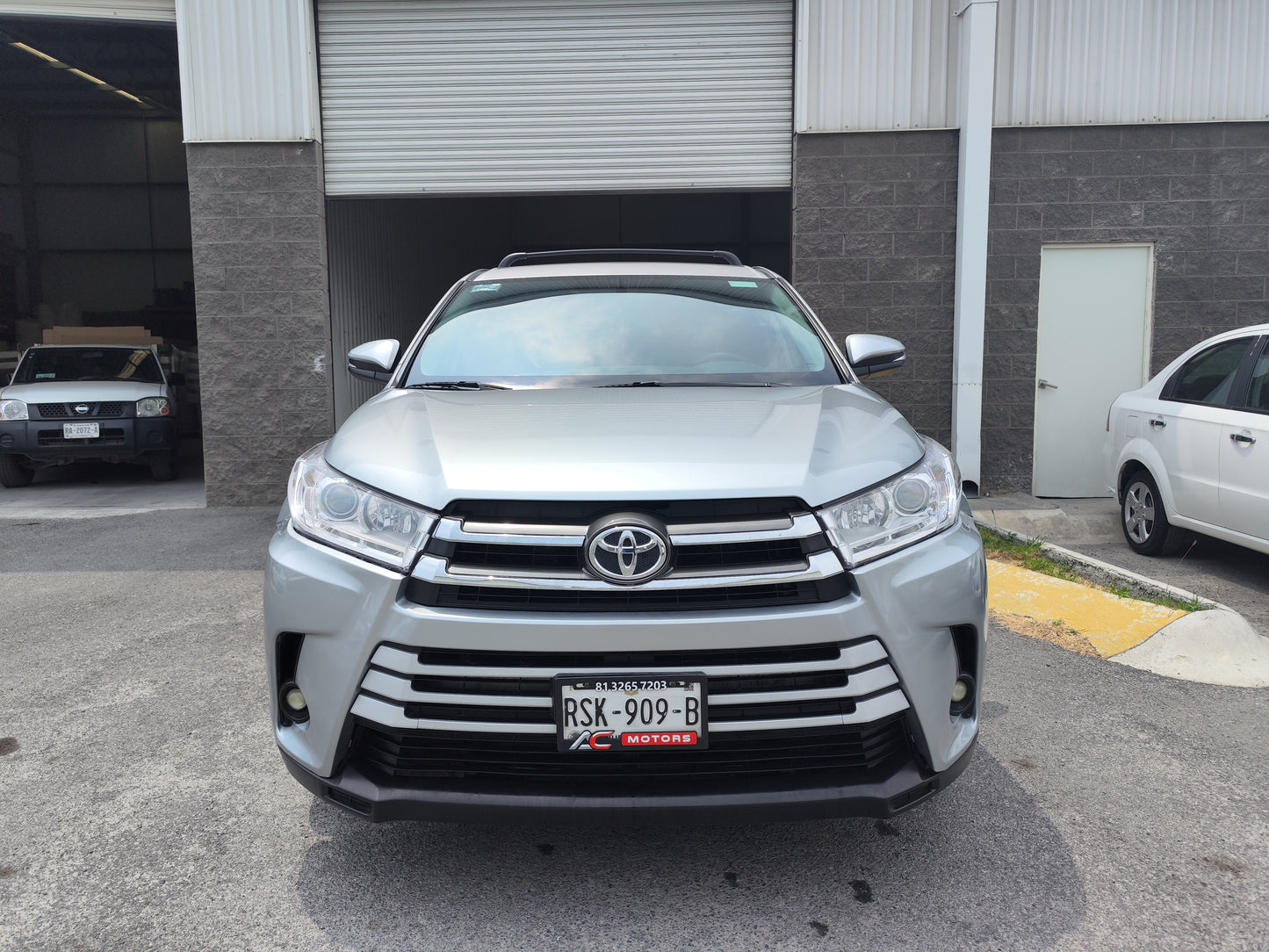 Toyota Highlander LE 2019