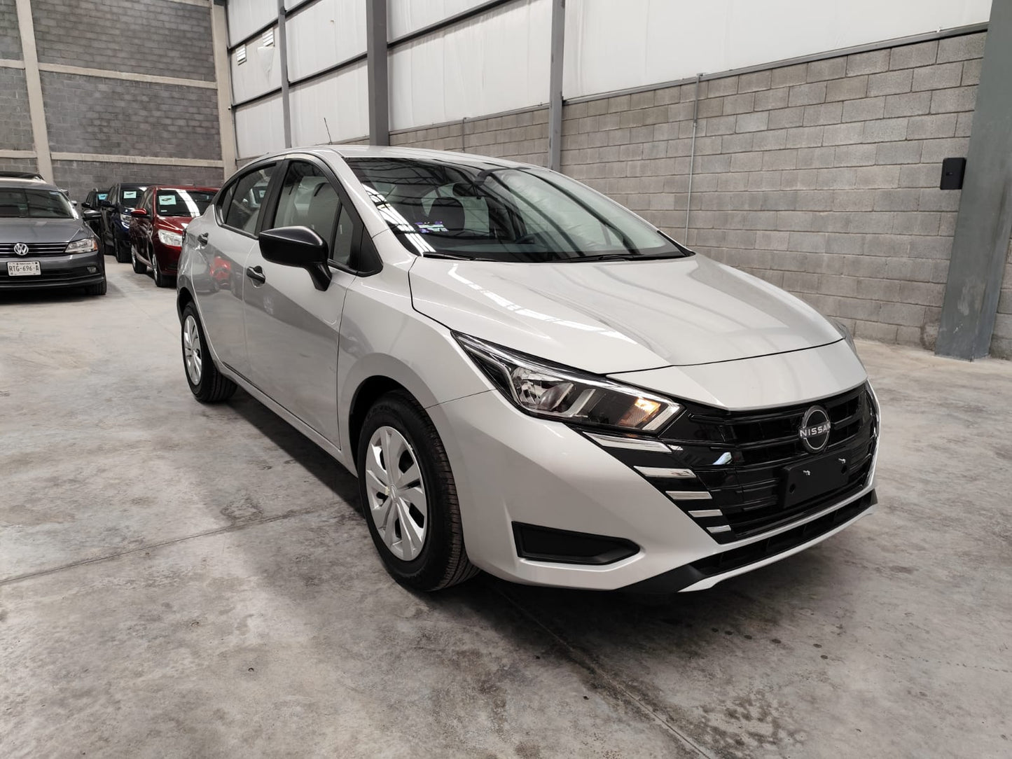Nissan Versa Sense 2024