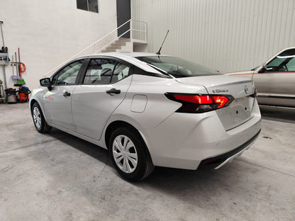 Nissan Versa Sense 2024