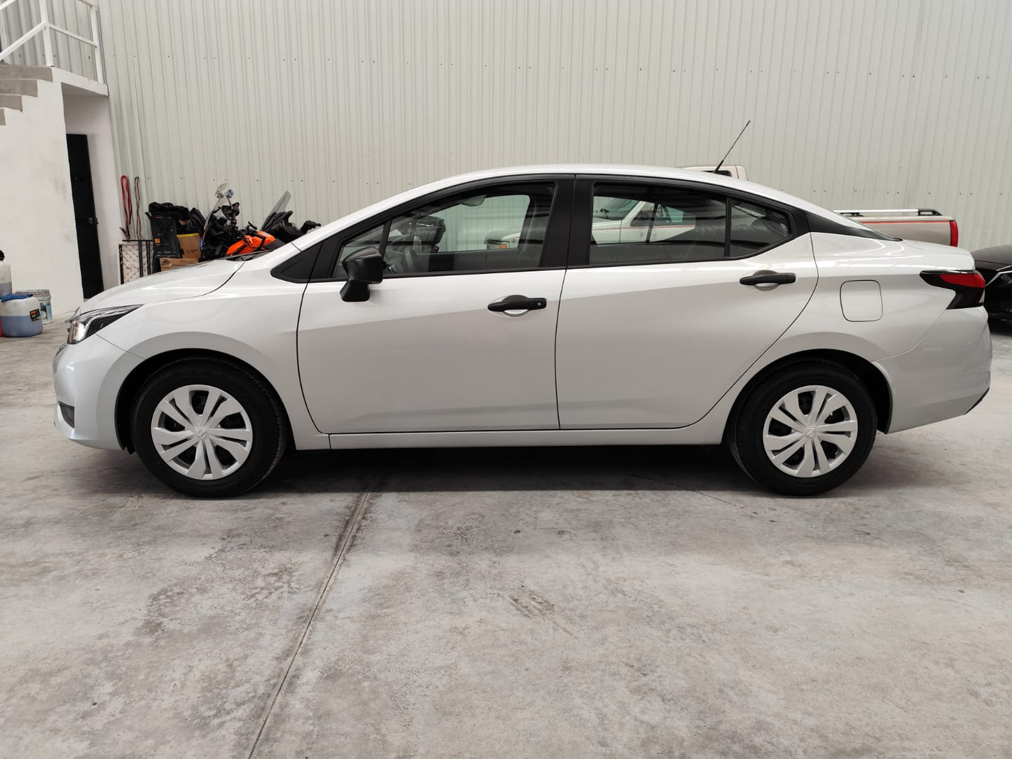 Nissan Versa Sense 2024