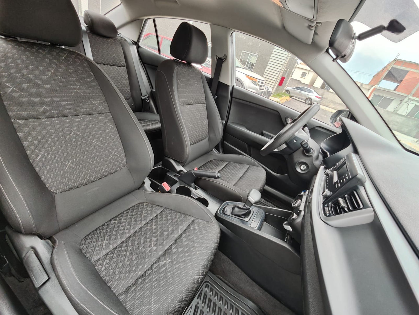 Kia Rio  L 2023