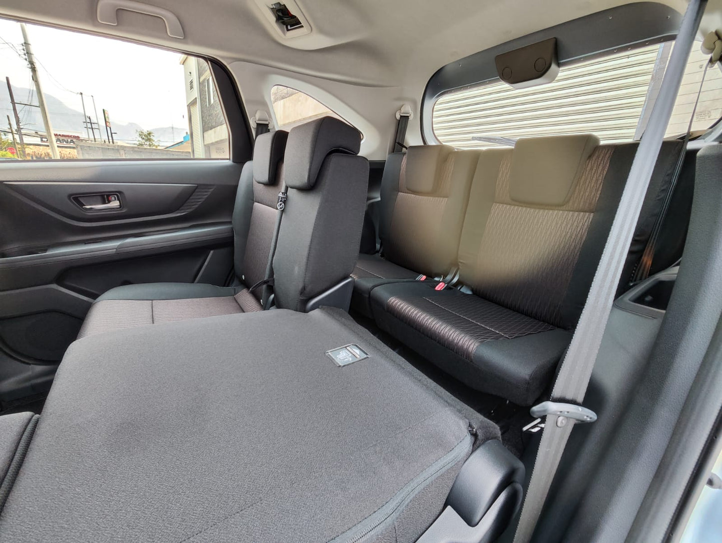 Toyota Avanza XLE 2025