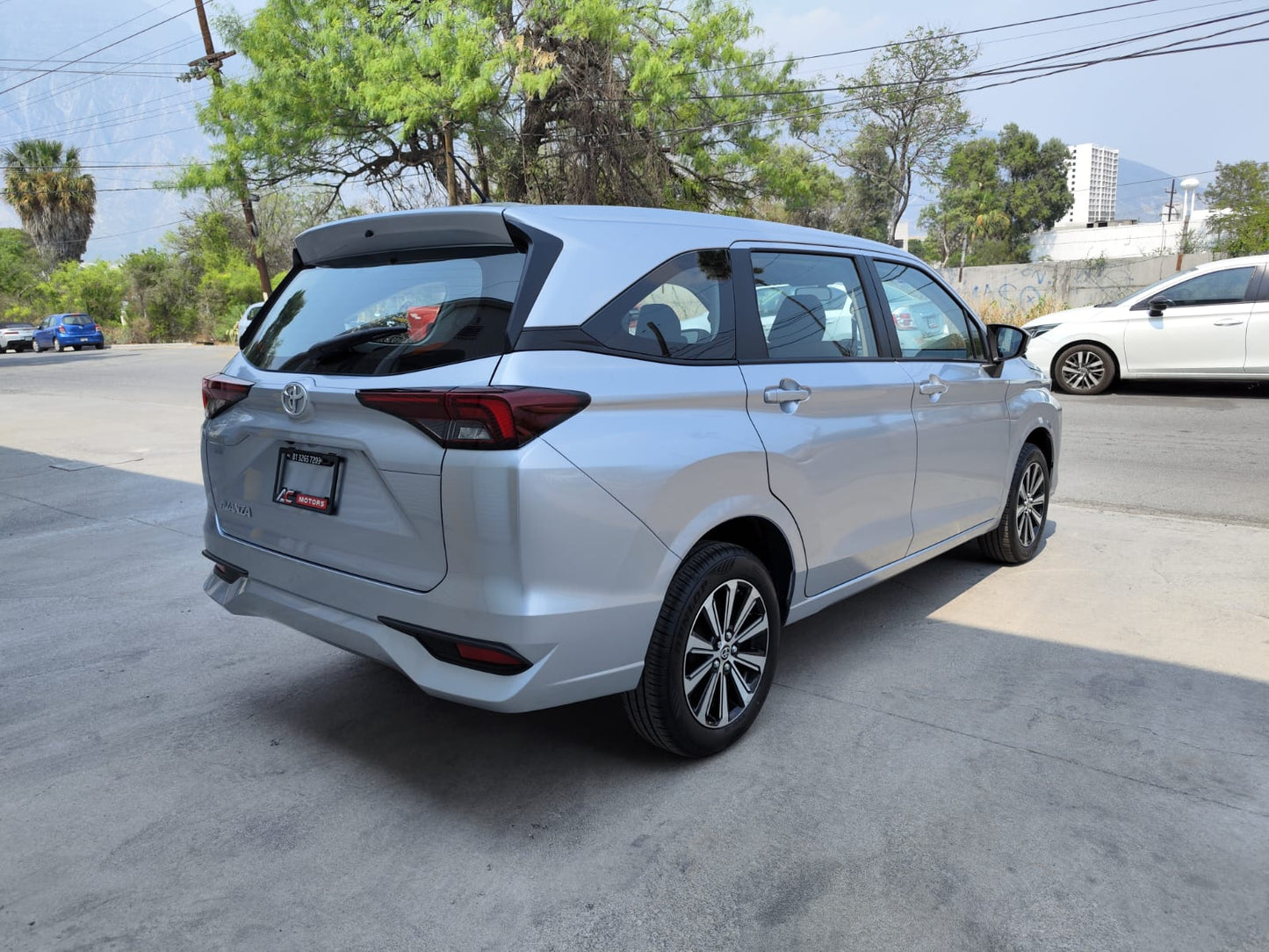 Toyota Avanza XLE 2025