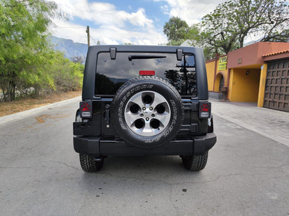 Jeep Wrangler Sahara Unlimited 2017
