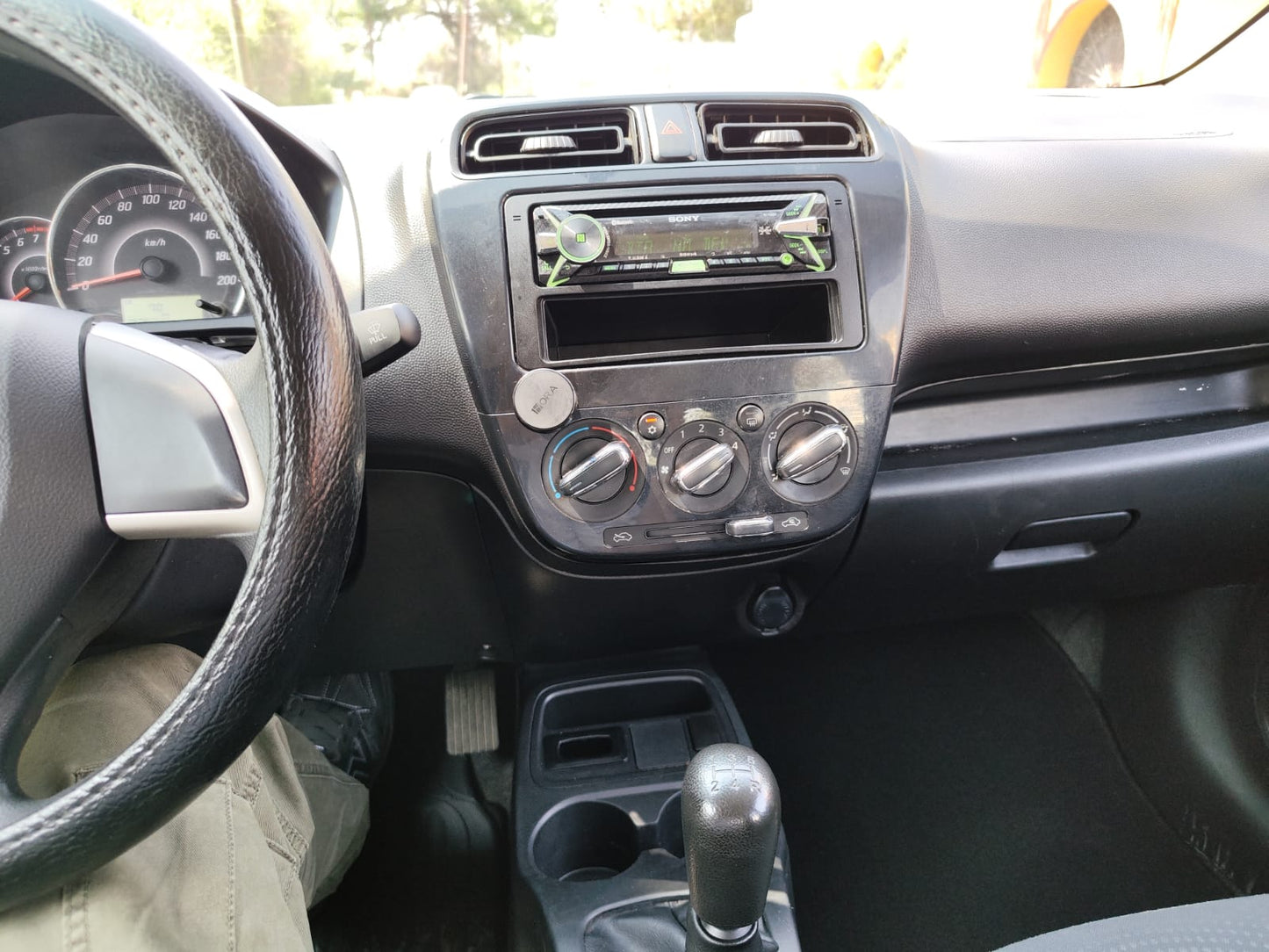 Dodge Attitude SE 2020