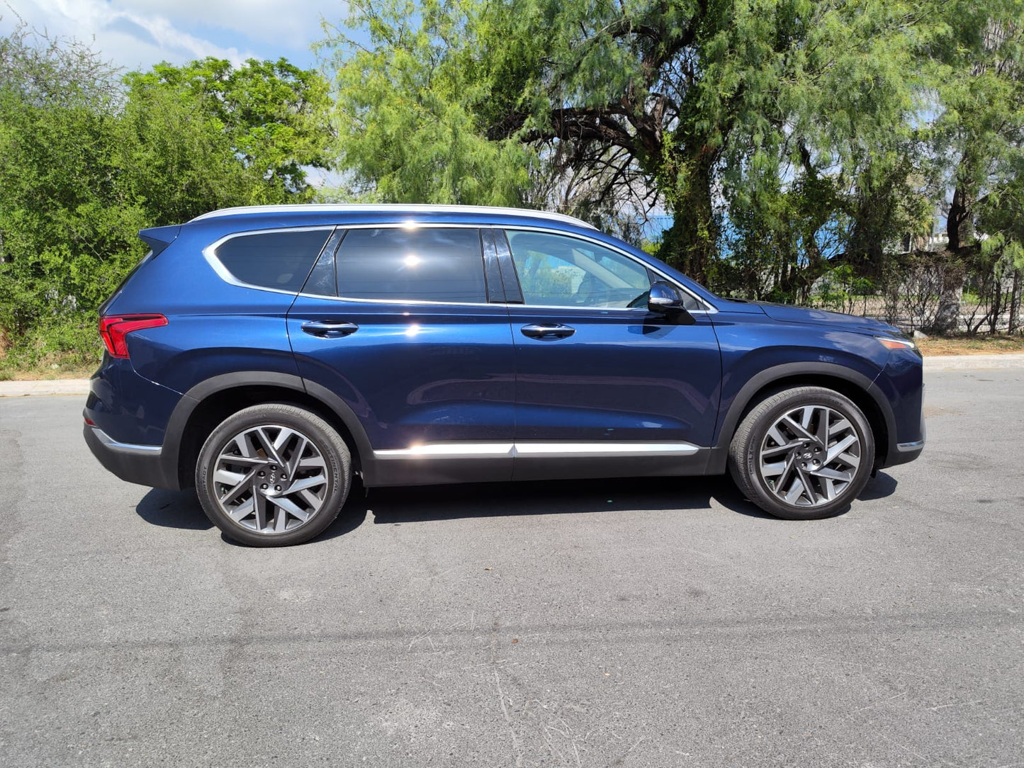 Hyundai Santa Fe Limited 2022