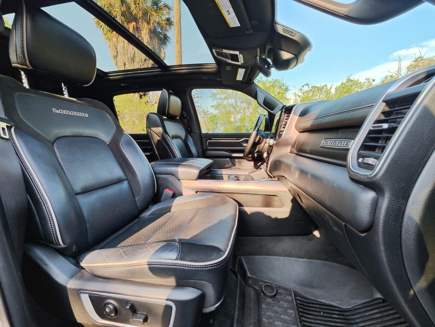Dodge Ram 1500 Laramie 2021