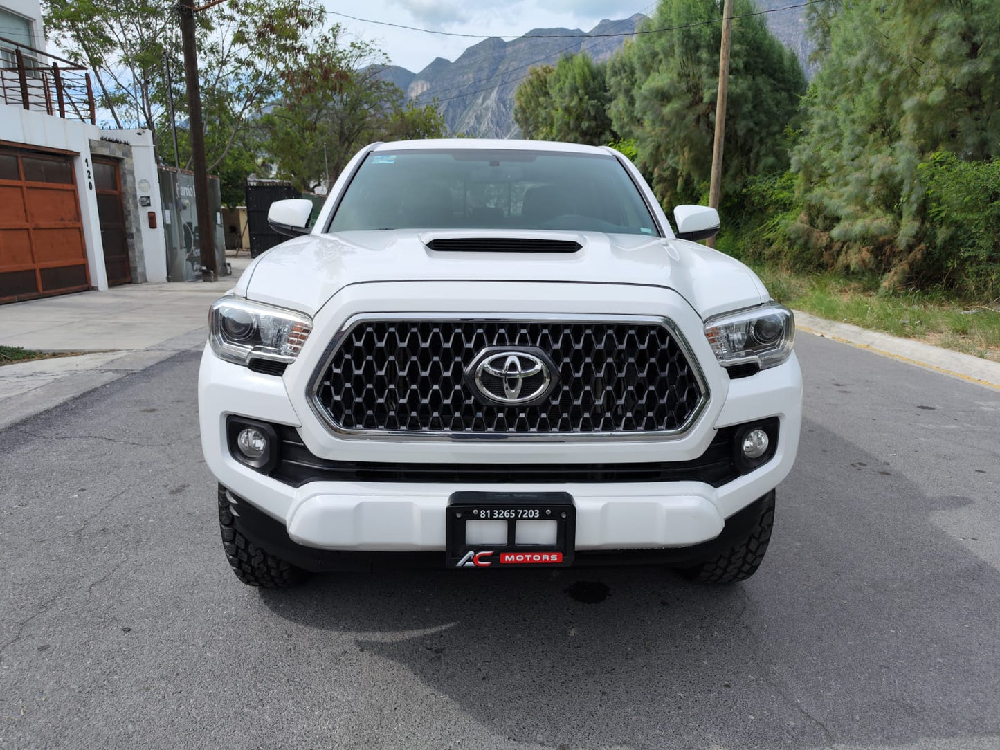 Toyota Tacoma Sport 2019