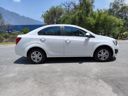 Chevrolet Sonic LS 2016