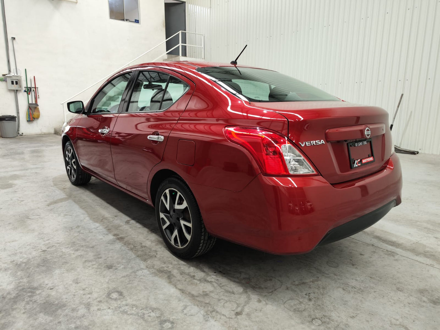 Nissan Versa Advance 2019