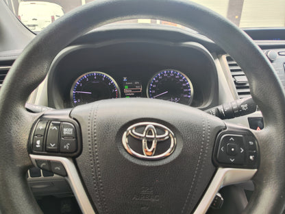 Toyota Highlander LE 2019