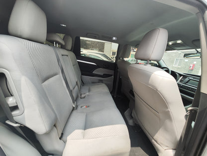 Toyota Highlander LE 2019